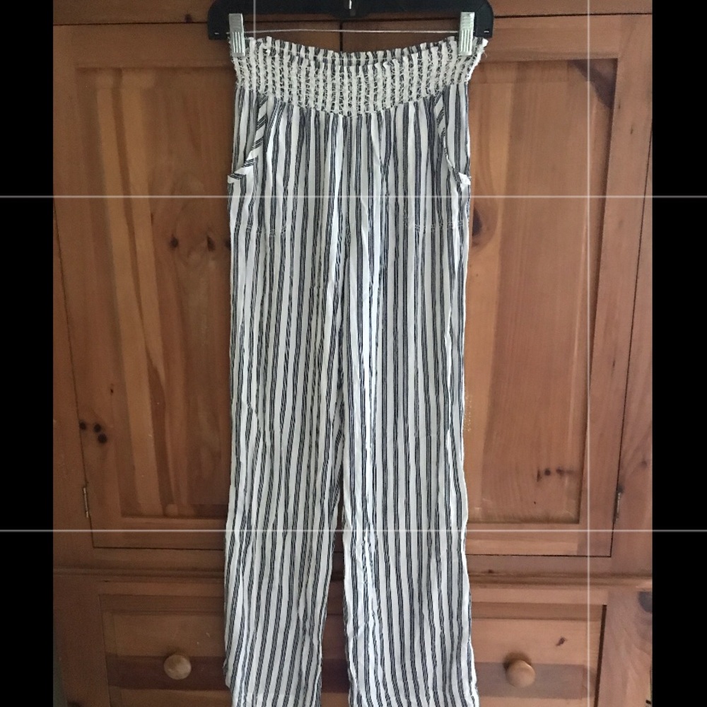 Pinstripe Elastic Waist BOHO Pants. Size S